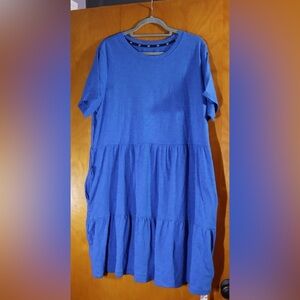 Gap blue tiered t-shirt dress, size XL or small with pockets!